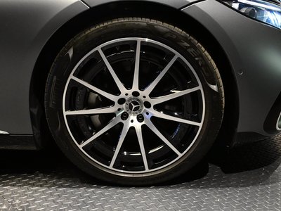 MERCEDES-BENZ EQS - 10