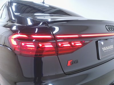 صورة 5 لـ 2023 AUDI S8