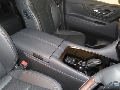 صورة مصغرة 24 لـ 2023 Toyota VELLFIRE