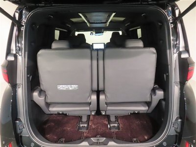 صورة مصغرة 31 لـ 2023 Toyota VELLFIRE