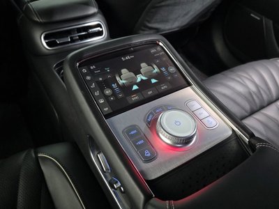 2022 Genesis G90 (RS4) — миниатюра 19