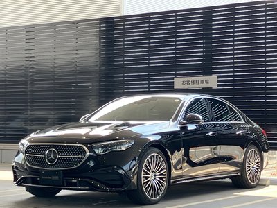 MERCEDES-BENZ E-CLASS - 1