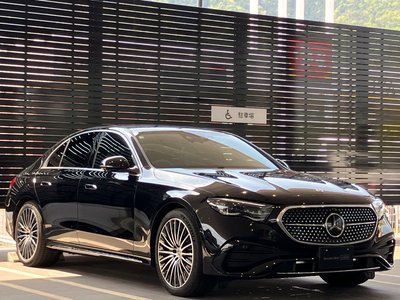 MERCEDES-BENZ E-CLASS - 3