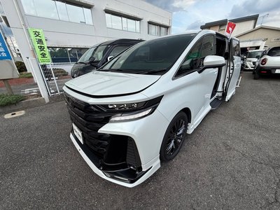 TOYOTA VELLFIRE - 9