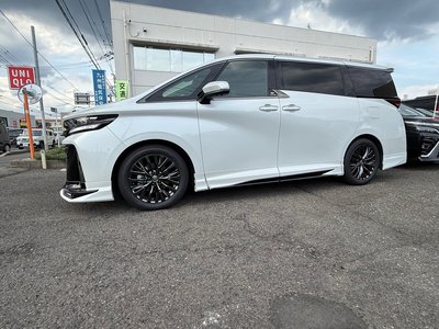 TOYOTA VELLFIRE - 10