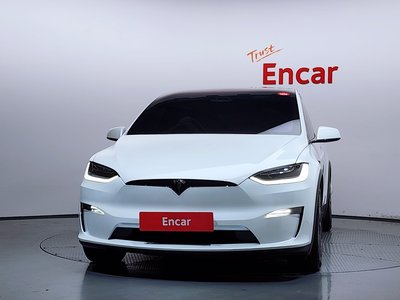 2023 Tesla MODEL X — фото 2