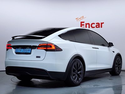 2023 Tesla MODEL X — фото 4