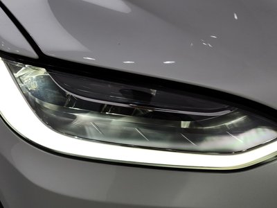 2023 Tesla MODEL X — фото 9