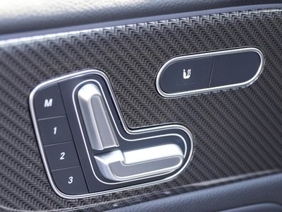 MERCEDES-BENZ GLB - 10