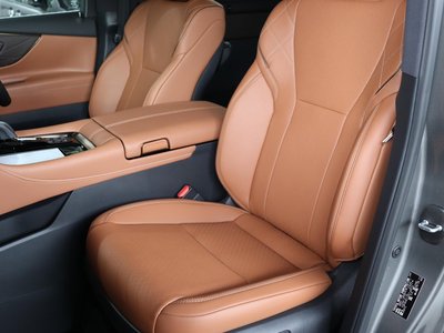 2025 Toyota VELLFIRE 缩略图 12