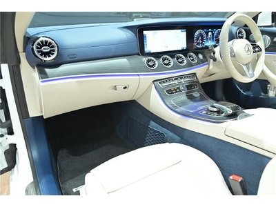 MERCEDES-BENZ E-CLASS - 9