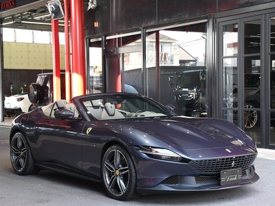 FERRARI ROMA SPIDER - 1