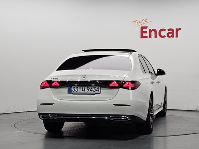 2024 Mercedes-BENZ E-CLASS — фото 3