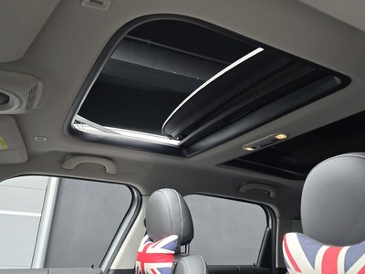صورة مصغرة 30 لـ 2023 MINI COOPER COUNTRYMAN