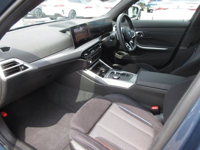 2025 BMW 3 SERIES 缩略图 18