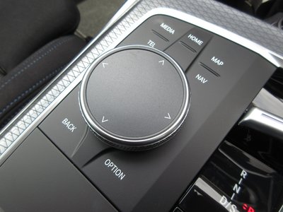 2025 BMW 3 SERIES 缩略图 41