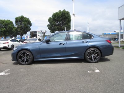 2025 BMW 3 SERIES photo 7