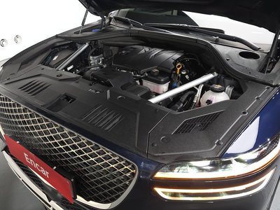 صورة 7 لـ 2022 Genesis GV70
