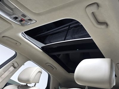 صورة مصغرة 16 لـ 2022 Genesis GV70