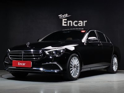 MERCEDES-BENZ E-CLASS - 1