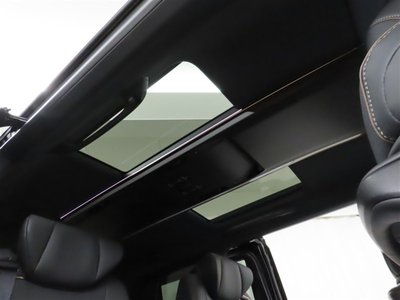 2025 Toyota ALPHARD photo 4