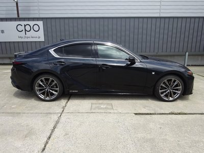 2021 Lexus IS 照片 7