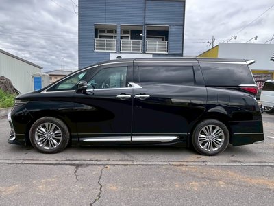 TOYOTA ALPHARD - 5