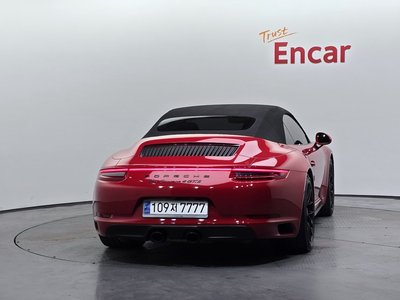 صورة 4 لـ 2017 Porsche 911