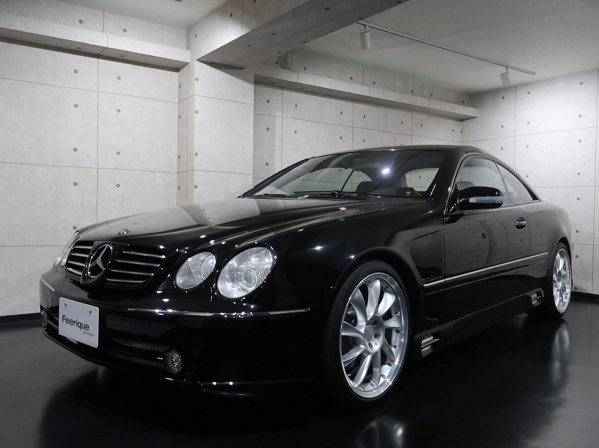 MERCEDES-BENZ CL AMG - View 1