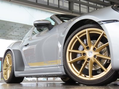 PORSCHE 911 - 5