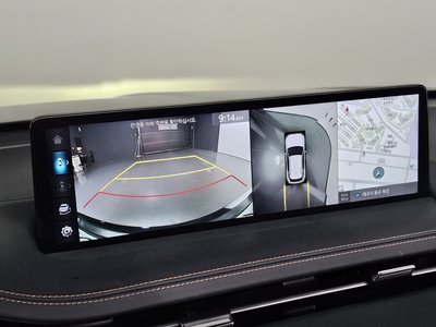 2022 Genesis GV70 thumbnail 16