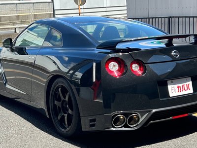 NISSAN GT-R - 7