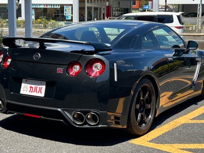 NISSAN GT-R - 5