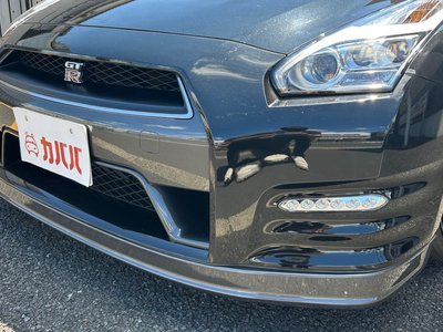 NISSAN GT-R - 10