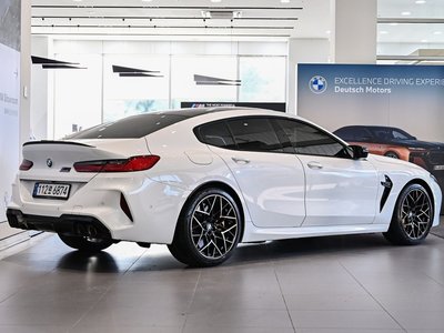 BMW M8 - 5