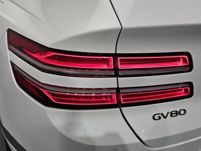 2023 Genesis GV80 photo 10