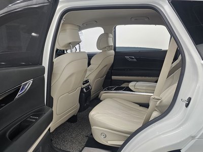 صورة مصغرة 16 لـ 2023 Genesis GV80