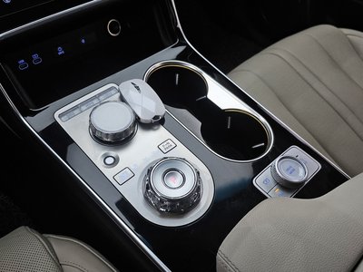 صورة مصغرة 12 لـ 2023 Genesis GV80