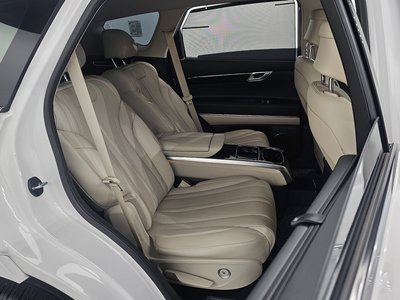 صورة مصغرة 17 لـ 2023 Genesis GV80