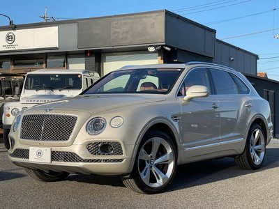 2017 Bentley BENTAYGA photo 1