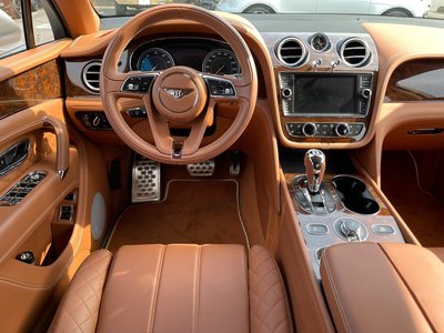 صورة مصغرة 18 لـ 2017 Bentley BENTAYGA