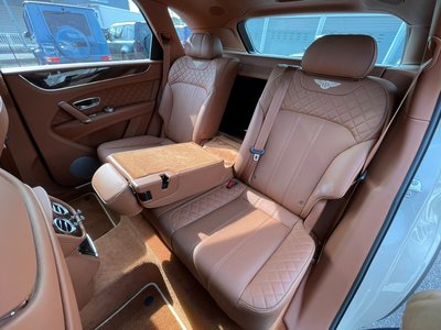 صورة مصغرة 35 لـ 2017 Bentley BENTAYGA