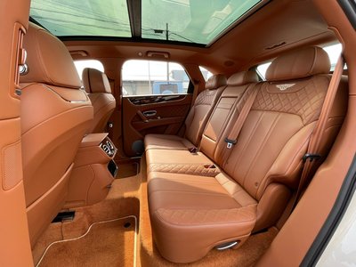 صورة مصغرة 30 لـ 2017 Bentley BENTAYGA
