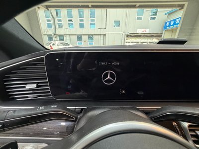 MERCEDES-BENZ GLE - 8