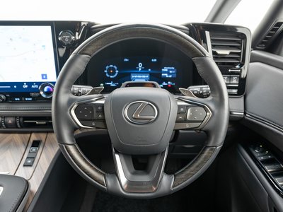 2024 Lexus LM — миниатюра 23