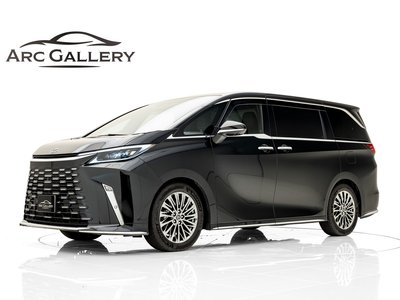 2024 Lexus LM photo 1