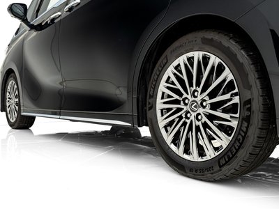 2024 Lexus LM — миниатюра 14