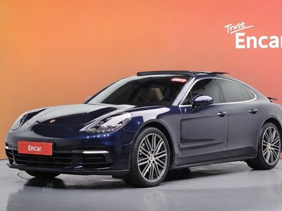 2019 Porsche PANAMERA 照片 1