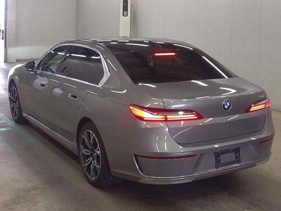 BMW 7 SERIES - 2