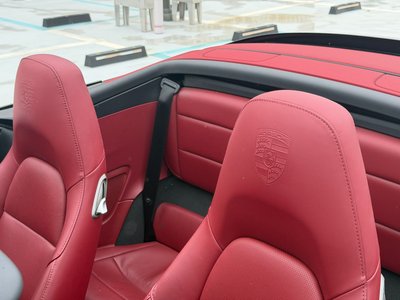 2017 Porsche 911 thumbnail 14